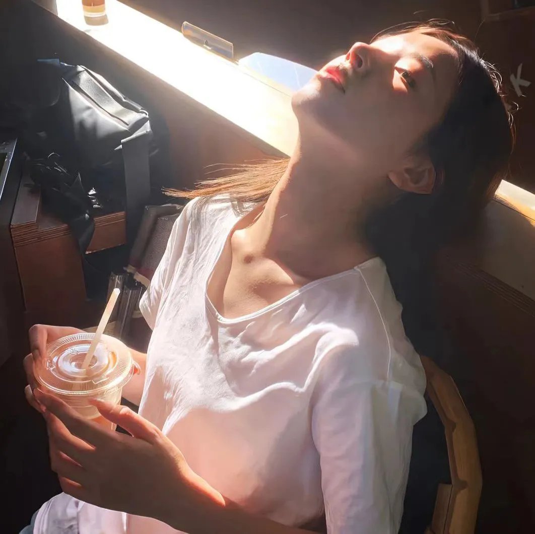 金同志飞起来